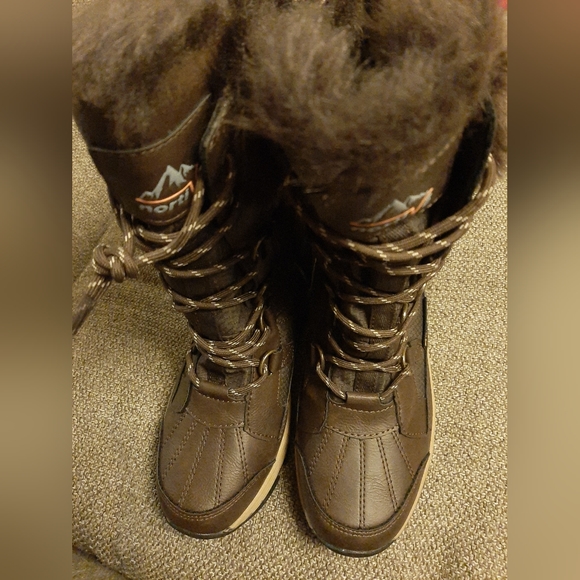 Sz 7.5 Snow Boots 3M Thinsulate - Picture 2 of 5